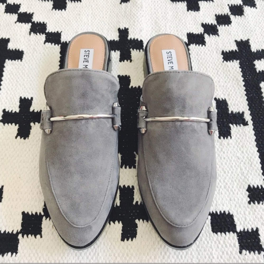 STEVE MADDEN gray suede mule loafers 💥💥💥